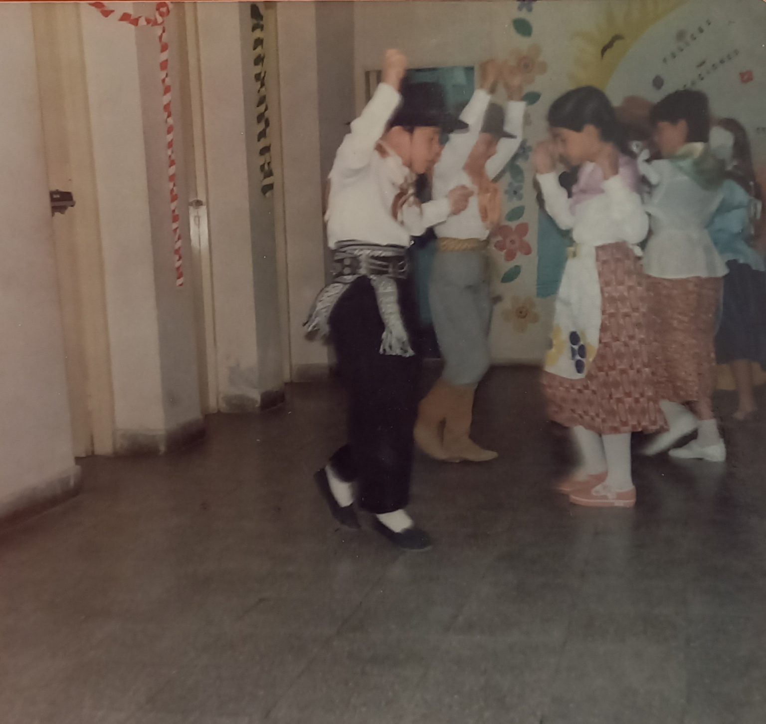 Acto escolar. Foto Norma Idiarte