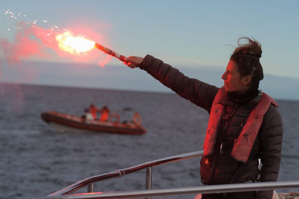 Simulacro Guías Balleneros y Prefectura. Foto Jorge Barone